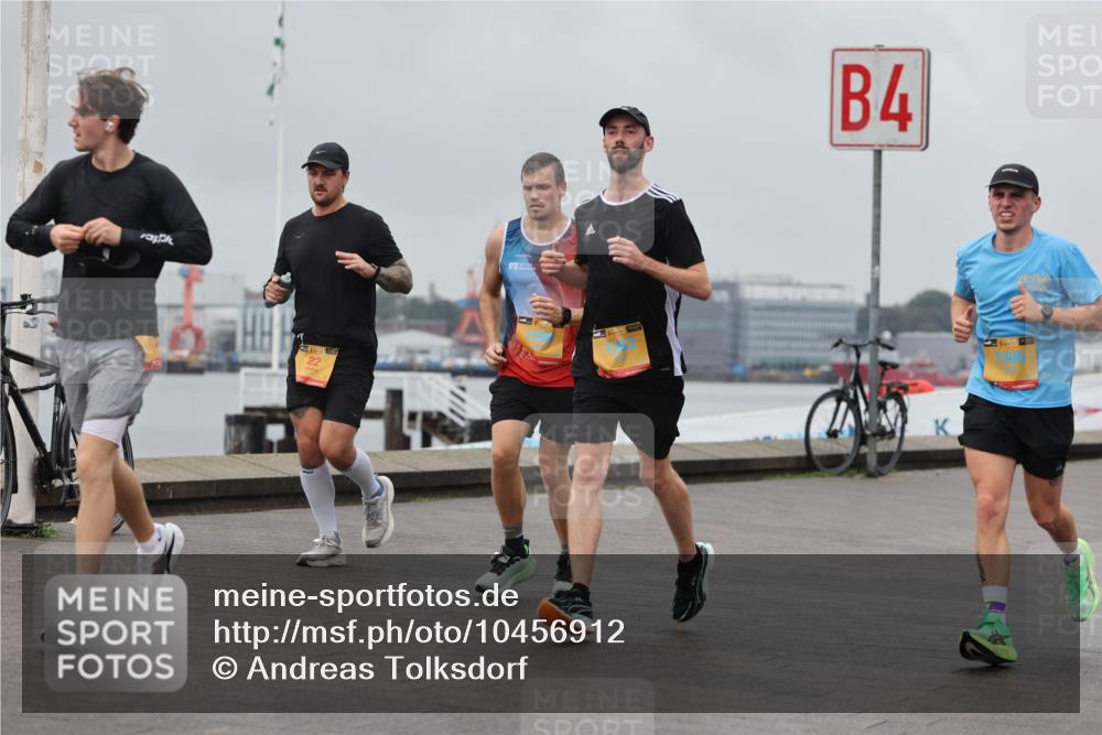 13.09.2026 - Kiel Lauf Andreas Tolksdorf http://msf.ph/oto/10456912 13.09.2026 11:58:00 Kiellinie 22, 4 meine-sportfotos.de