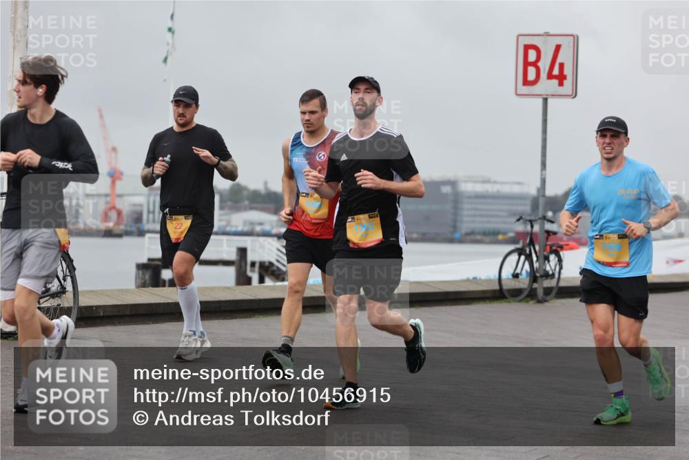 13.09.2026 - Kiel Lauf Andreas Tolksdorf http://msf.ph/oto/10456915 13.09.2026 11:58:00 Kiellinie 4, 38 meine-sportfotos.de