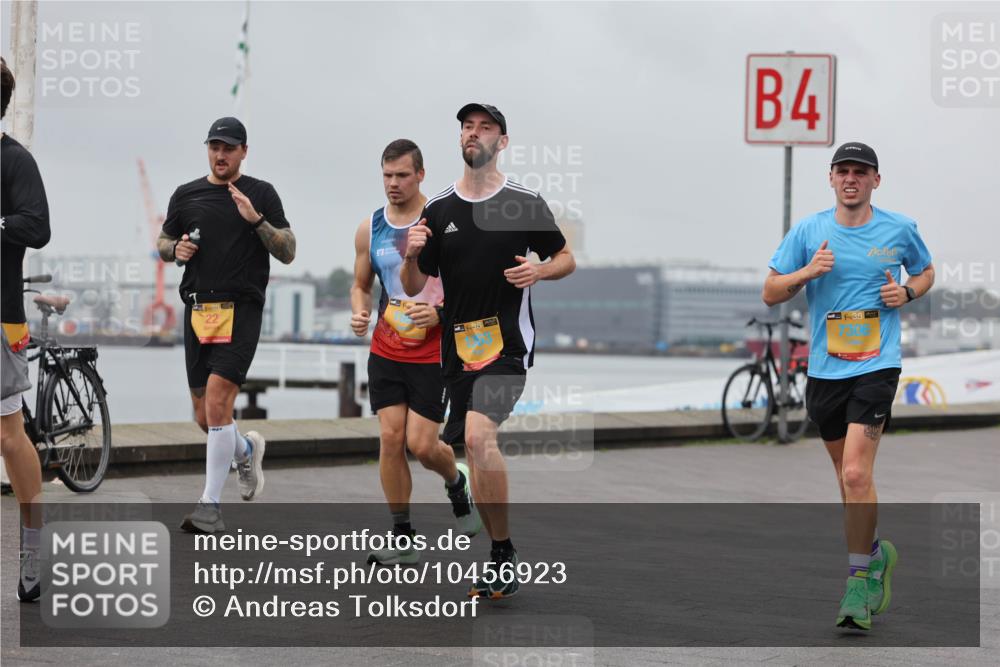 13.09.2026 - Kiel Lauf Andreas Tolksdorf http://msf.ph/oto/10456923 13.09.2026 11:58:00 Kiellinie 4 meine-sportfotos.de