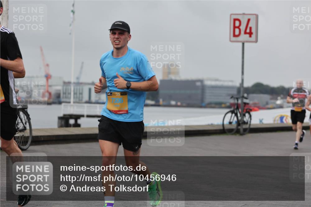 13.09.2026 - Kiel Lauf Andreas Tolksdorf http://msf.ph/oto/10456946 13.09.2026 11:58:01 Kiellinie 38, 7306, 4 meine-sportfotos.de