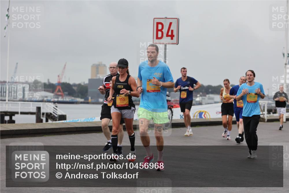 13.09.2026 - Kiel Lauf Andreas Tolksdorf http://msf.ph/oto/10456968 13.09.2026 11:58:04 Kiellinie 1, 39, 855, 4, 9668, 3638 meine-sportfotos.de