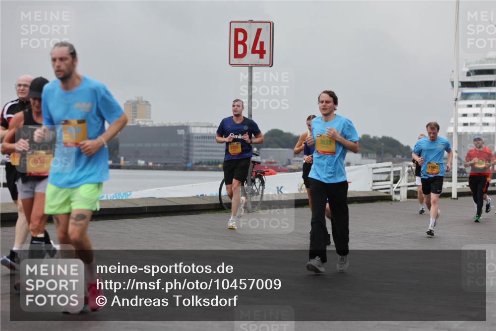 13.09.2026 - Kiel Lauf Andreas Tolksdorf http://msf.ph/oto/10457009 13.09.2026 11:58:05 Kiellinie 855, 4, 3265, 3638, 11601 meine-sportfotos.de
