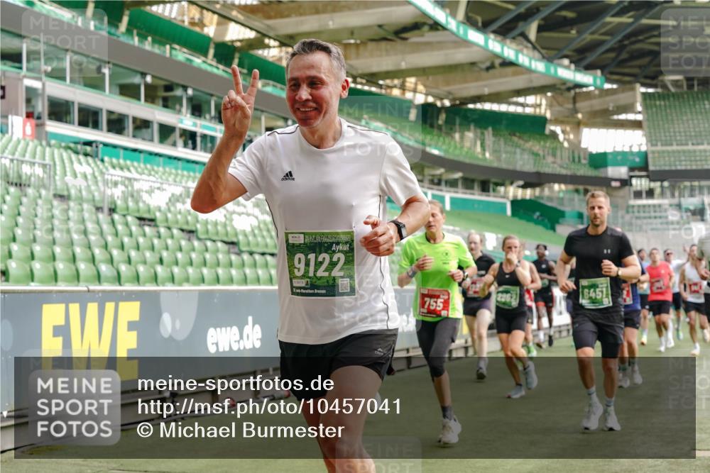 13.09.2026 - 21. swb-Marathon Bremen Michael Burmester http://msf.ph/oto/10457041 13.09.2026 12:53:44 Laufen im Stadion 102, 107, 145, 161, 189, 313, 376, 385, 461, 472, 481, 541, 560, 615, 616, 666, 675, 683, 696, 740, 755, 792, 816, 827, 982, 985, 987, 1033, 1056, 1076, 1207, 1252, 1297, 1419, 1433, 1445, 1468, 1528, 1542, 1551, 1631, 1646, 1658, 1664, 1704, 1707, 1814, 2007, 2043, 2055, 2203, 2280, 2350, 2362, 2401, 2422, 2454, 2480, 2499, 2623, 2701, 2767, 2820, 2824, 2858, 2882, 2913, 2962, 2971, 2997, 3054, 3149, 3236, 3336, 3357, 3362, 3413, 3448, 4605 meine-sportfotos.de