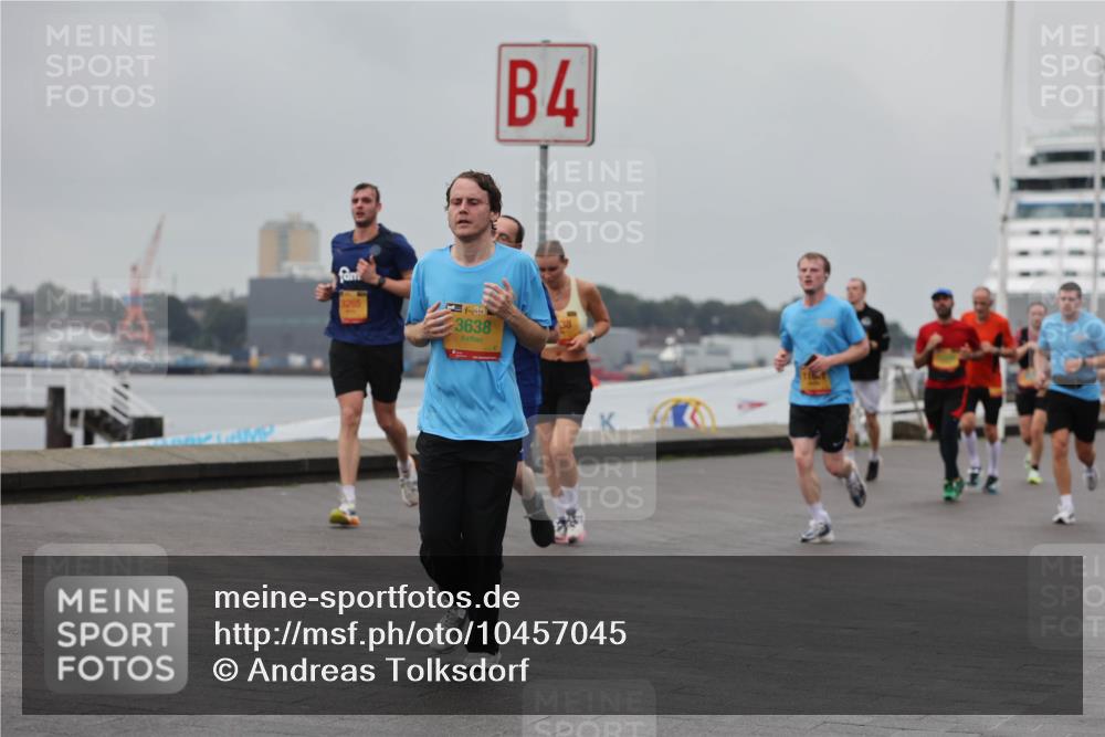 13.09.2026 - Kiel Lauf Andreas Tolksdorf http://msf.ph/oto/10457045 13.09.2026 11:58:07 Kiellinie 3265, 38, 3638, 4 meine-sportfotos.de