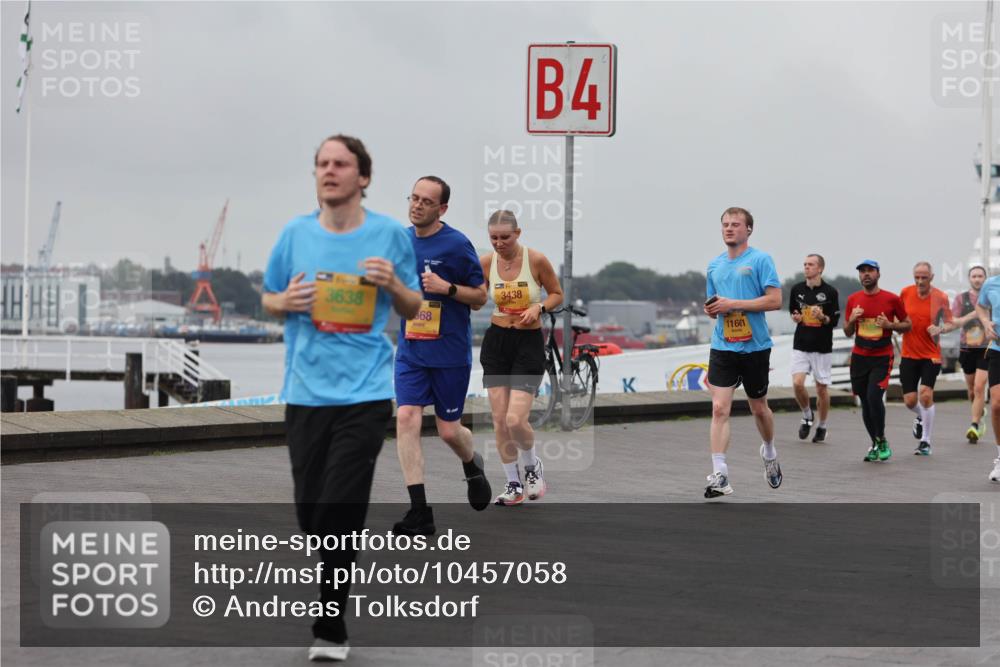 13.09.2026 - Kiel Lauf Andreas Tolksdorf http://msf.ph/oto/10457058 13.09.2026 11:58:07 Kiellinie 3638, 568, 3438, 4, 11601 meine-sportfotos.de