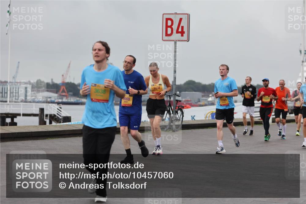 13.09.2026 - Kiel Lauf Andreas Tolksdorf http://msf.ph/oto/10457060 13.09.2026 11:58:07 Kiellinie 111, 3438, 3638, 9668, 4, 11601 meine-sportfotos.de