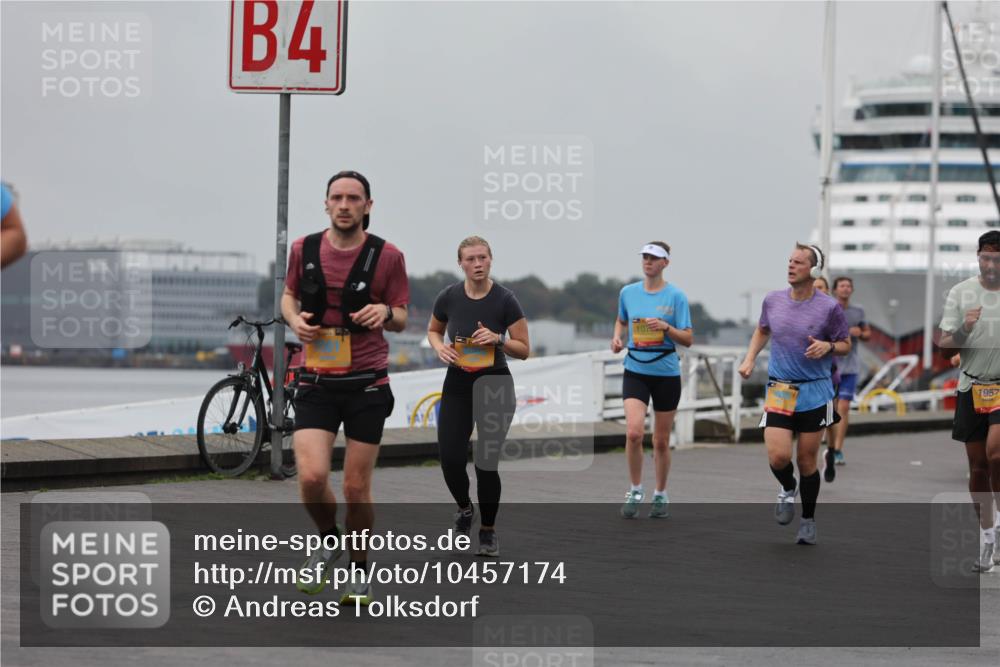 13.09.2026 - Kiel Lauf Andreas Tolksdorf http://msf.ph/oto/10457174 13.09.2026 11:58:13 Kiellinie 4, 1957 meine-sportfotos.de