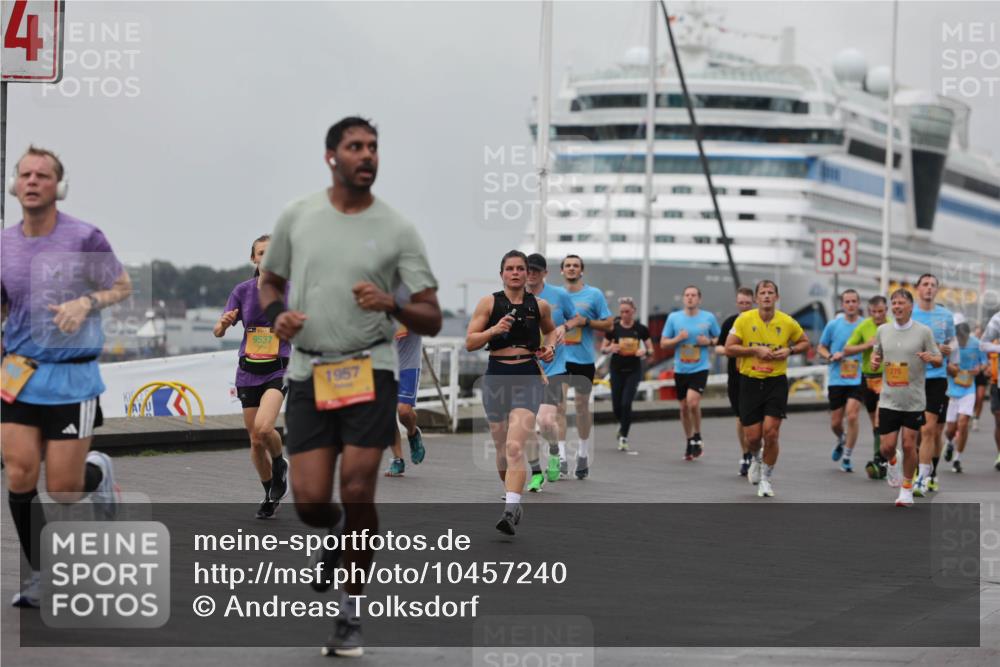 13.09.2026 - Kiel Lauf Andreas Tolksdorf http://msf.ph/oto/10457240 13.09.2026 11:58:17 Kiellinie 1957, 3 meine-sportfotos.de