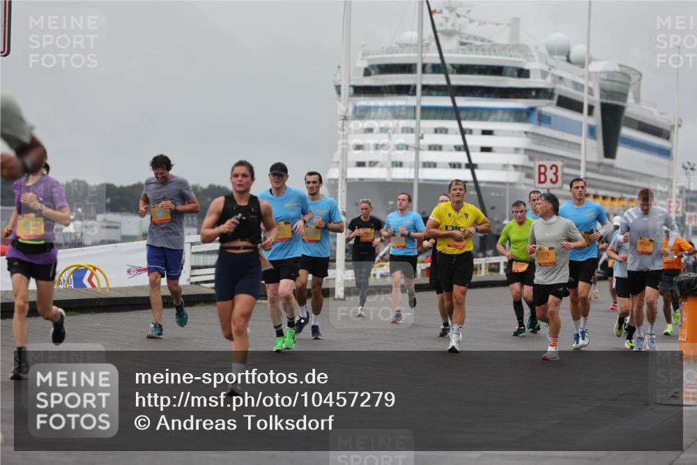 13.09.2026 - Kiel Lauf Andreas Tolksdorf http://msf.ph/oto/10457279 13.09.2026 11:58:18 Kiellinie 161, 3, 275, 9597 meine-sportfotos.de