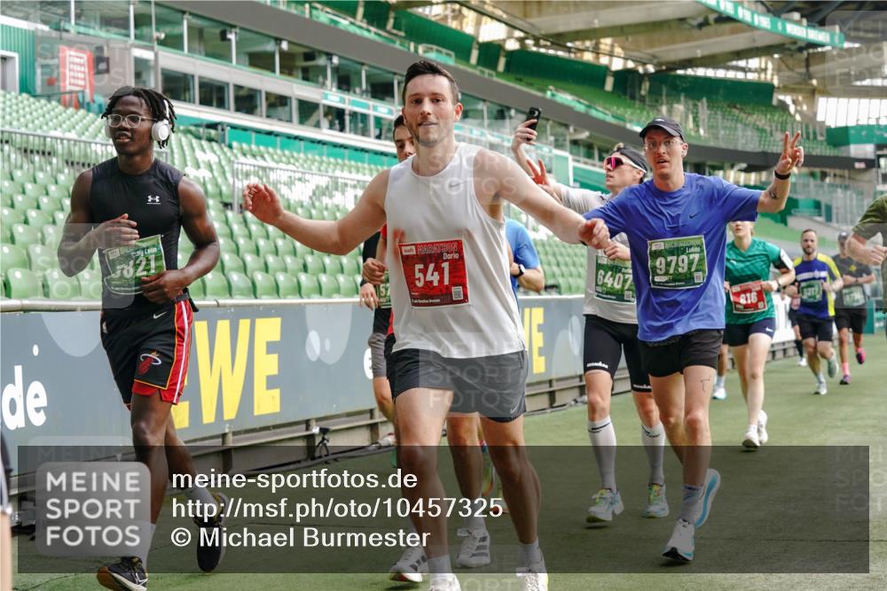 13.09.2026 - 21. swb-Marathon Bremen Michael Burmester http://msf.ph/oto/10457325 13.09.2026 12:53:50 Laufen im Stadion 102, 145, 161, 189, 313, 376, 385, 461, 472, 481, 541, 560, 615, 616, 666, 675, 683, 696, 740, 755, 792, 816, 827, 982, 985, 987, 1033, 1053, 1056, 1076, 1207, 1252, 1297, 1419, 1433, 1445, 1468, 1528, 1542, 1551, 1631, 1646, 1658, 1664, 1704, 1707, 1814, 2007, 2043, 2055, 2203, 2280, 2350, 2362, 2401, 2422, 2454, 2480, 2499, 2623, 2701, 2767, 2801, 2820, 2824, 2858, 2882, 2913, 2962, 2971, 2997, 3012, 3054, 3149, 3206, 3236, 3357, 3362, 3413, 3448, 4605 meine-sportfotos.de