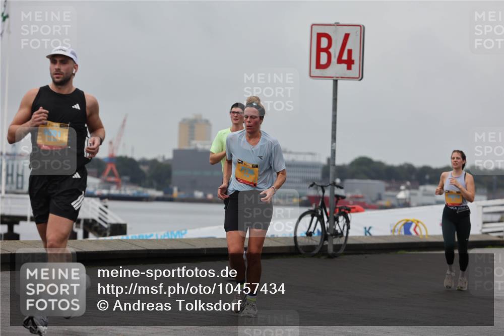 13.09.2026 - Kiel Lauf Andreas Tolksdorf http://msf.ph/oto/10457434 13.09.2026 11:58:38 Kiellinie 1, 38, 4 meine-sportfotos.de