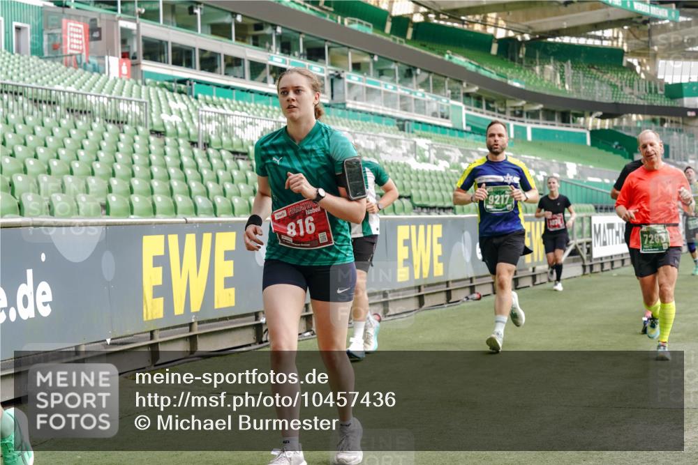 13.09.2026 - 21. swb-Marathon Bremen Michael Burmester http://msf.ph/oto/10457436 13.09.2026 12:53:53 Laufen im Stadion 102, 145, 161, 189, 313, 376, 385, 461, 472, 481, 541, 560, 615, 616, 666, 675, 696, 740, 755, 792, 816, 827, 982, 985, 987, 1033, 1053, 1056, 1076, 1207, 1252, 1297, 1419, 1433, 1445, 1468, 1528, 1542, 1551, 1631, 1646, 1658, 1664, 1704, 1707, 1814, 2007, 2043, 2055, 2203, 2280, 2350, 2362, 2401, 2422, 2454, 2480, 2499, 2623, 2701, 2801, 2820, 2824, 2858, 2870, 2882, 2913, 2962, 2971, 2997, 3012, 3054, 3149, 3206, 3236, 3357, 3362, 3413, 4605 meine-sportfotos.de