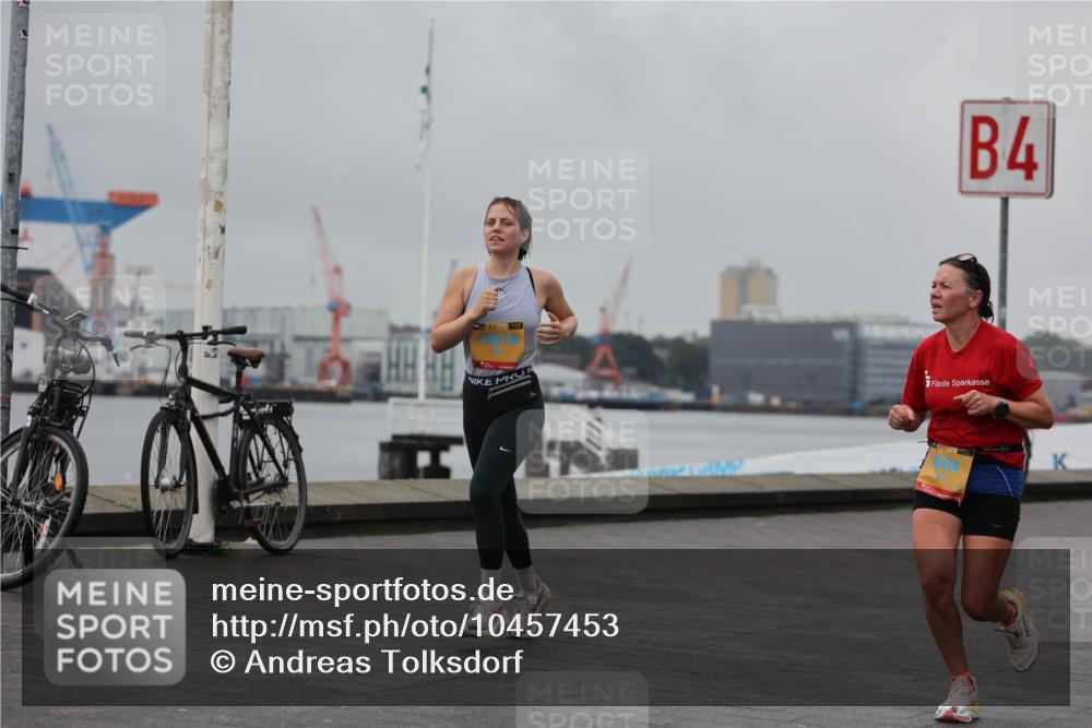 13.09.2026 - Kiel Lauf Andreas Tolksdorf http://msf.ph/oto/10457453 13.09.2026 11:58:42 Kiellinie 716, 11139, 10618, 4 meine-sportfotos.de