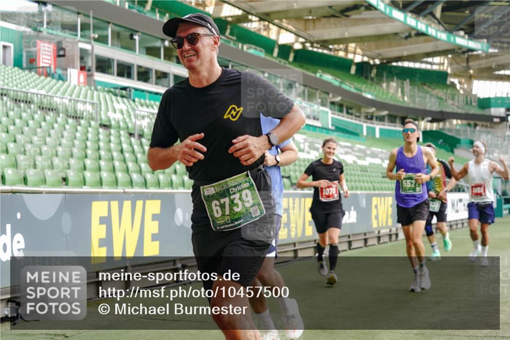 13.09.2026 - 21. swb-Marathon Bremen Michael Burmester http://msf.ph/oto/10457500 13.09.2026 12:53:56 Laufen im Stadion 102, 145, 161, 189, 313, 376, 385, 461, 472, 481, 541, 560, 615, 616, 666, 675, 696, 740, 755, 816, 827, 982, 985, 987, 1053, 1056, 1076, 1207, 1252, 1297, 1419, 1433, 1445, 1468, 1528, 1542, 1551, 1631, 1646, 1658, 1664, 1704, 1707, 1814, 2007, 2043, 2055, 2203, 2280, 2350, 2362, 2401, 2422, 2454, 2499, 2623, 2701, 2801, 2820, 2824, 2858, 2870, 2882, 2913, 2962, 2971, 2997, 3012, 3054, 3149, 3206, 3236, 3356, 3357, 3362, 3413, 4605 meine-sportfotos.de