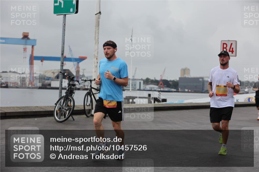 13.09.2026 - Kiel Lauf Andreas Tolksdorf http://msf.ph/oto/10457526 13.09.2026 11:58:45 Kiellinie 5, 4 meine-sportfotos.de