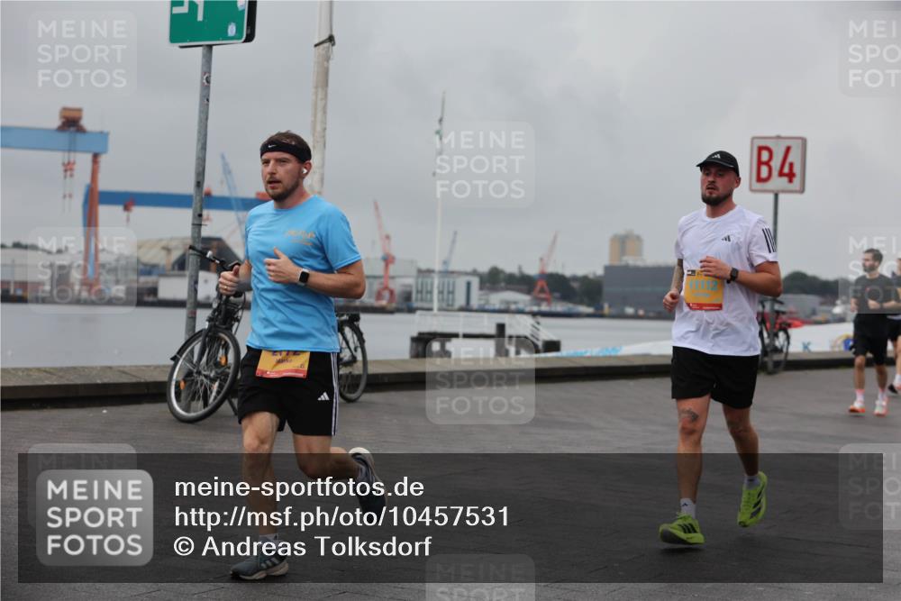 13.09.2026 - Kiel Lauf Andreas Tolksdorf http://msf.ph/oto/10457531 13.09.2026 11:58:45 Kiellinie 4 meine-sportfotos.de