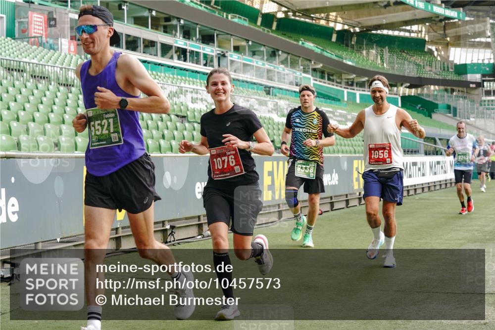 13.09.2026 - 21. swb-Marathon Bremen Michael Burmester http://msf.ph/oto/10457573 13.09.2026 12:53:58 Laufen im Stadion 102, 145, 161, 189, 201, 313, 376, 385, 461, 472, 481, 541, 560, 615, 616, 666, 675, 696, 740, 755, 816, 827, 982, 985, 987, 1053, 1056, 1076, 1207, 1252, 1297, 1419, 1433, 1445, 1468, 1528, 1542, 1551, 1631, 1646, 1658, 1664, 1704, 1707, 1814, 2007, 2043, 2055, 2203, 2280, 2350, 2362, 2390, 2401, 2422, 2454, 2499, 2623, 2701, 2733, 2801, 2820, 2824, 2858, 2870, 2882, 2913, 2962, 2971, 2997, 3012, 3054, 3149, 3206, 3236, 3241, 3356, 3357, 3362, 3413, 4605 meine-sportfotos.de
