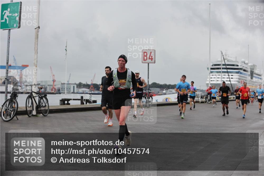 13.09.2026 - Kiel Lauf Andreas Tolksdorf http://msf.ph/oto/10457574 13.09.2026 11:58:48 Kiellinie 6095, 4 meine-sportfotos.de