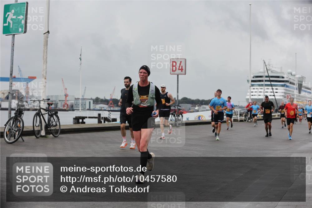 13.09.2026 - Kiel Lauf Andreas Tolksdorf http://msf.ph/oto/10457580 13.09.2026 11:58:48 Kiellinie 39, 6095, 4 meine-sportfotos.de