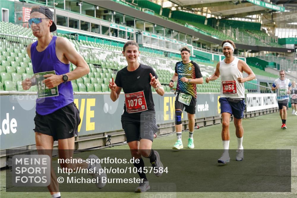 13.09.2026 - 21. swb-Marathon Bremen Michael Burmester http://msf.ph/oto/10457584 13.09.2026 12:53:58 Laufen im Stadion 102, 145, 161, 189, 201, 313, 376, 385, 461, 472, 481, 541, 560, 615, 616, 666, 675, 696, 740, 755, 816, 827, 982, 985, 987, 1053, 1056, 1076, 1207, 1252, 1297, 1419, 1433, 1445, 1468, 1528, 1542, 1551, 1631, 1646, 1658, 1664, 1704, 1707, 1814, 2007, 2043, 2055, 2203, 2280, 2350, 2362, 2390, 2401, 2422, 2454, 2499, 2623, 2701, 2733, 2801, 2820, 2824, 2858, 2870, 2882, 2913, 2962, 2971, 2997, 3012, 3054, 3149, 3206, 3236, 3241, 3356, 3357, 3362, 3413, 4605 meine-sportfotos.de