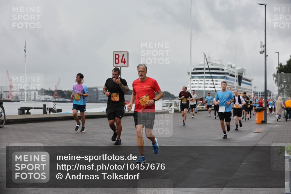 13.09.2026 - Kiel Lauf Andreas Tolksdorf http://msf.ph/oto/10457676 13.09.2026 11:58:53 Kiellinie 4 meine-sportfotos.de