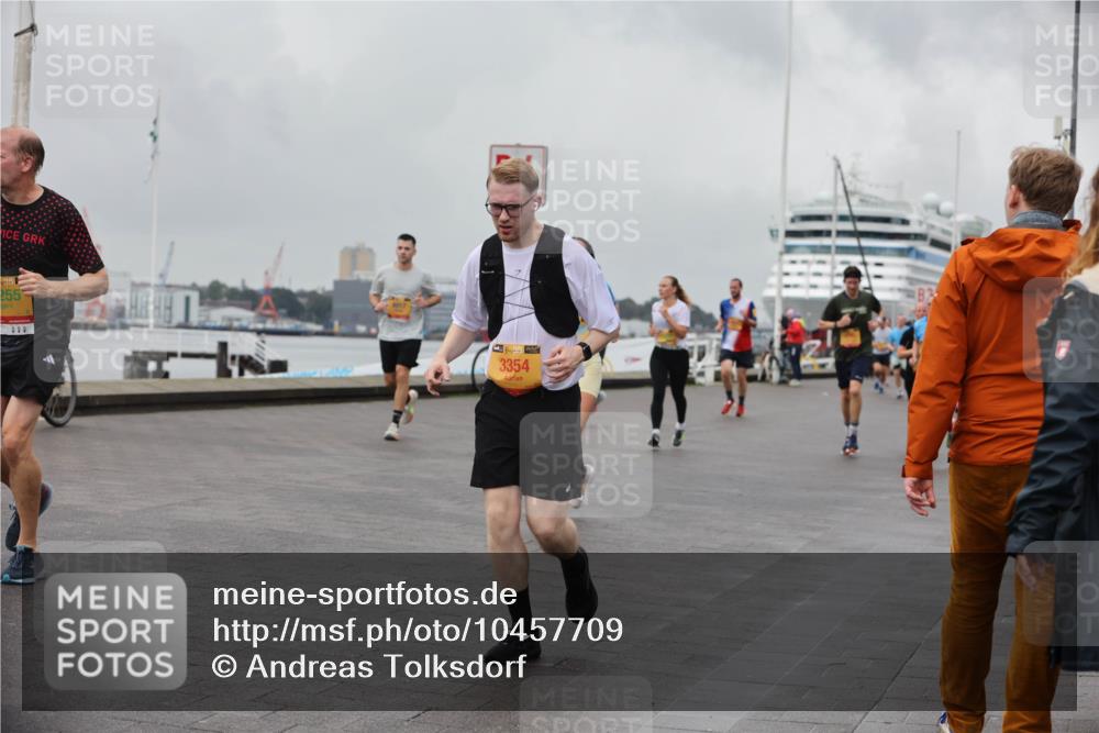13.09.2026 - Kiel Lauf Andreas Tolksdorf http://msf.ph/oto/10457709 13.09.2026 11:59:00 Kiellinie 38, 255, 1000, 38, 3354 meine-sportfotos.de