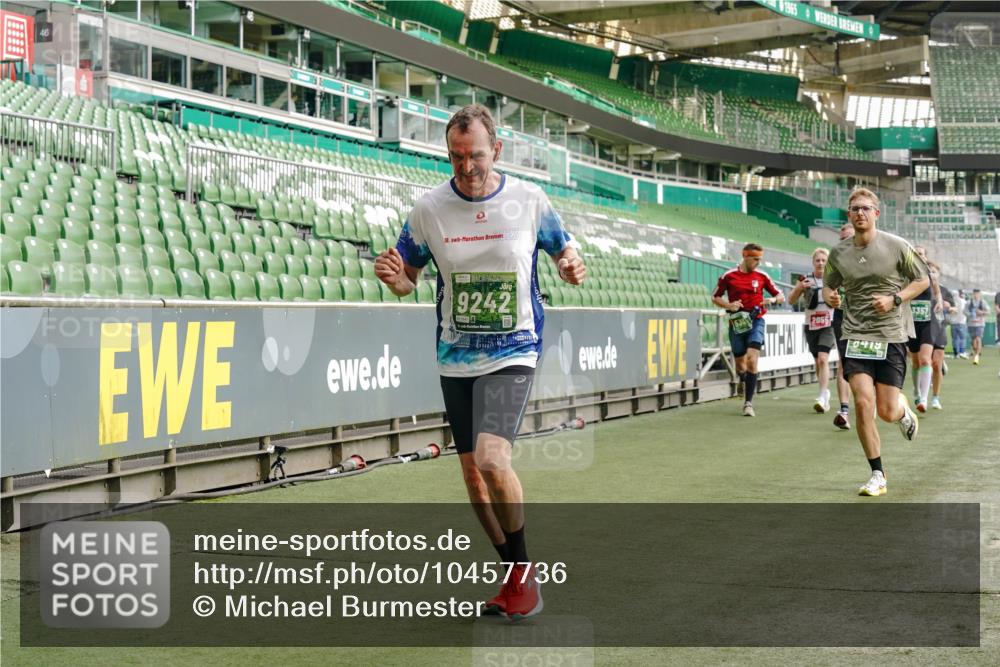 13.09.2026 - 21. swb-Marathon Bremen Michael Burmester http://msf.ph/oto/10457736 13.09.2026 12:54:01 Laufen im Stadion 102, 145, 161, 189, 201, 313, 376, 385, 461, 472, 481, 541, 560, 615, 616, 666, 675, 696, 740, 755, 816, 827, 982, 985, 987, 1053, 1056, 1076, 1207, 1252, 1297, 1419, 1433, 1445, 1468, 1528, 1542, 1551, 1631, 1658, 1664, 1704, 1707, 1814, 2007, 2043, 2055, 2203, 2280, 2350, 2362, 2390, 2401, 2422, 2454, 2499, 2623, 2701, 2733, 2801, 2820, 2824, 2858, 2870, 2882, 2913, 2922, 2962, 2971, 2997, 3012, 3054, 3206, 3236, 3241, 3356, 3357, 3362, 3413, 4605 meine-sportfotos.de