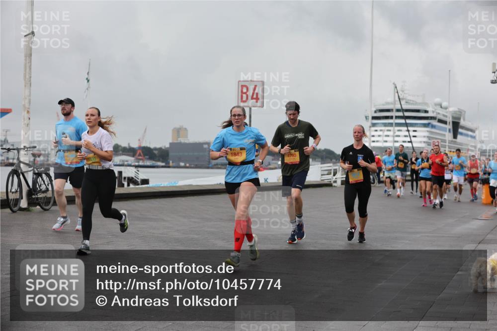 13.09.2026 - Kiel Lauf Andreas Tolksdorf http://msf.ph/oto/10457774 13.09.2026 11:59:03 Kiellinie 4, 35, 1843, 2026, 4780 meine-sportfotos.de