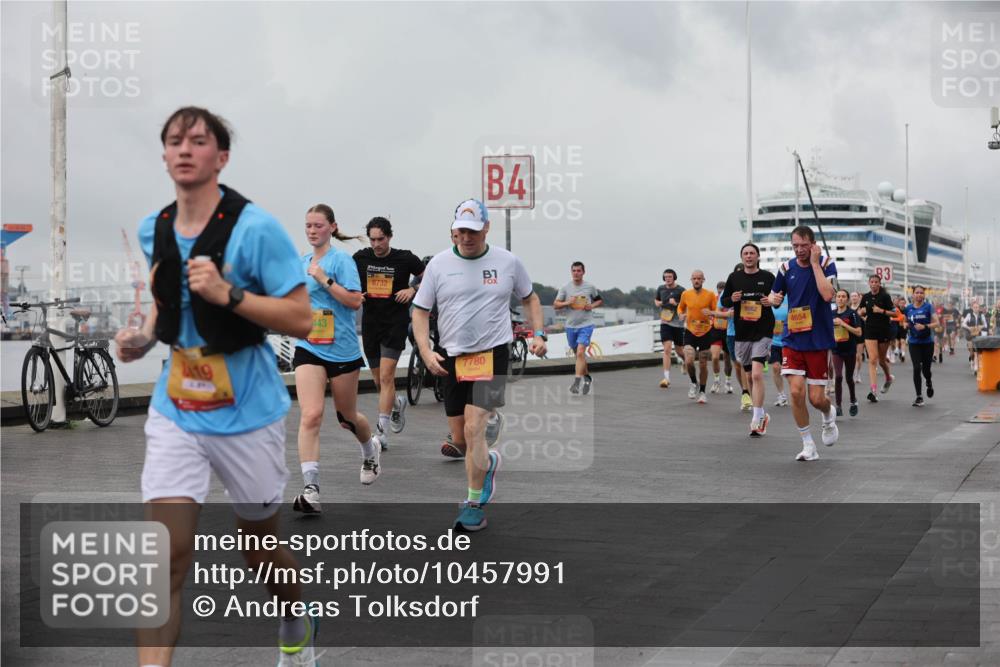 13.09.2026 - Kiel Lauf Andreas Tolksdorf http://msf.ph/oto/10457991 13.09.2026 11:59:15 Kiellinie 419, 443, 4, 8732, 1, 7780, 4654 meine-sportfotos.de
