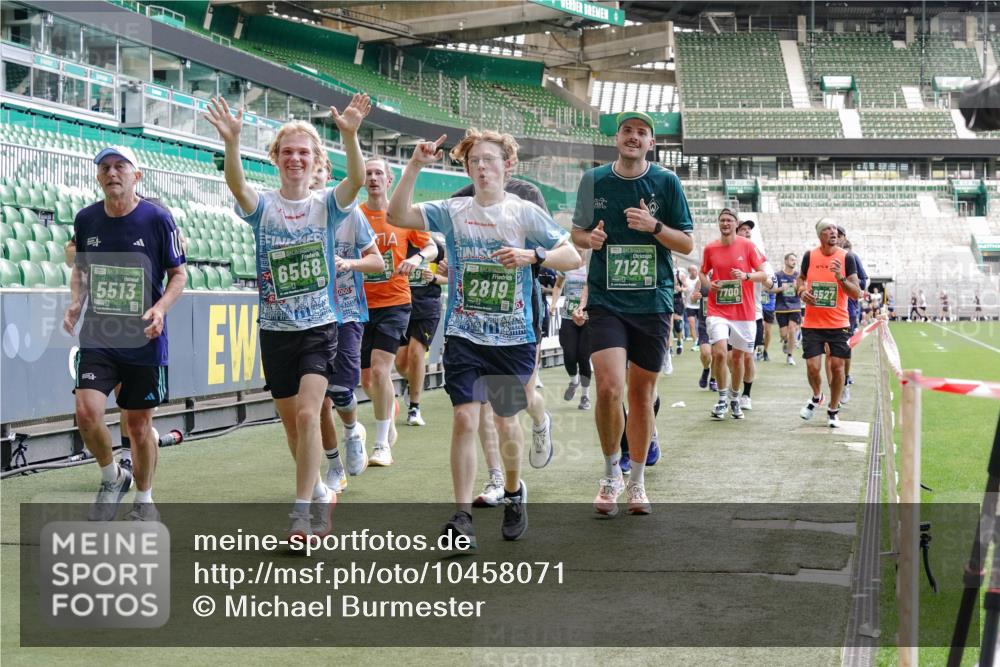13.09.2026 - 21. swb-Marathon Bremen Michael Burmester http://msf.ph/oto/10458071 13.09.2026 13:11:42 Laufen im Stadion 118, 265, 373, 581, 703, 843, 984, 1113, 1226, 1334, 1435, 1738, 1849, 1851, 1894, 1936, 1952, 1967, 2202, 2248, 2281, 2284, 2299, 2330, 2333, 2336, 2339, 2342, 2353, 2375, 2377, 2398, 2426, 2432, 2443, 2531, 2589, 2654, 2659, 2669, 2673, 2682, 2784, 2804, 2819, 2822, 2836, 2850, 2907, 2932, 2976, 3026, 3027, 3079, 3082, 3089, 3122, 3143, 3155, 3159, 3174, 3207, 3208, 3308, 3328, 3349, 3352, 3370, 3409, 3410, 3470, 3549, 551 meine-sportfotos.de
