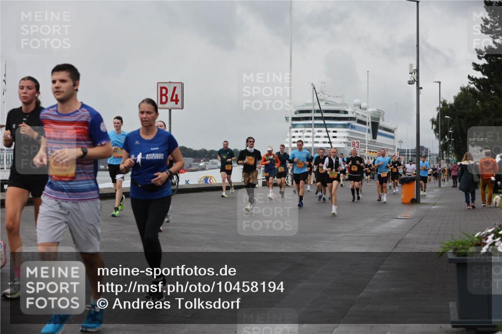 13.09.2026 - Kiel Lauf Andreas Tolksdorf http://msf.ph/oto/10458194 13.09.2026 11:59:23 Kiellinie 4, 518, 3 meine-sportfotos.de