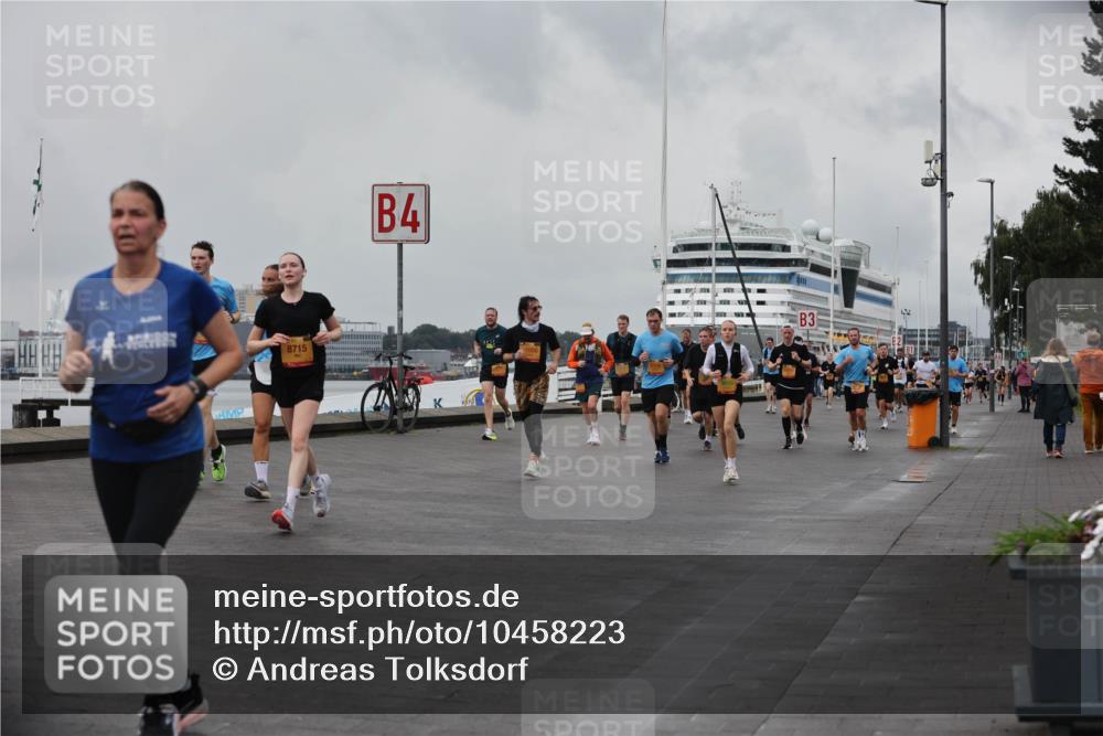 13.09.2026 - Kiel Lauf Andreas Tolksdorf http://msf.ph/oto/10458223 13.09.2026 11:59:24 Kiellinie 8715, 4, 3 meine-sportfotos.de