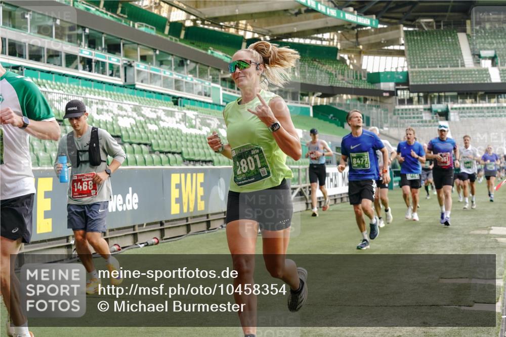 13.09.2026 - 21. swb-Marathon Bremen Michael Burmester http://msf.ph/oto/10458354 13.09.2026 12:54:17 Laufen im Stadion 102, 145, 161, 189, 201, 313, 376, 385, 461, 472, 481, 495, 541, 560, 615, 616, 666, 675, 696, 740, 755, 816, 827, 982, 985, 987, 1053, 1056, 1076, 1207, 1390, 1419, 1433, 1445, 1468, 1528, 1551, 1599, 1631, 1658, 1664, 1704, 1707, 1814, 2055, 2125, 2234, 2280, 2350, 2362, 2383, 2390, 2401, 2422, 2454, 2474, 2499, 2623, 2701, 2733, 2801, 2820, 2824, 2858, 2870, 2882, 2913, 2922, 2962, 2971, 2997, 3012, 3054, 3134, 3175, 3206, 3241, 3246, 3346, 3356, 3357, 3362, 3413 meine-sportfotos.de