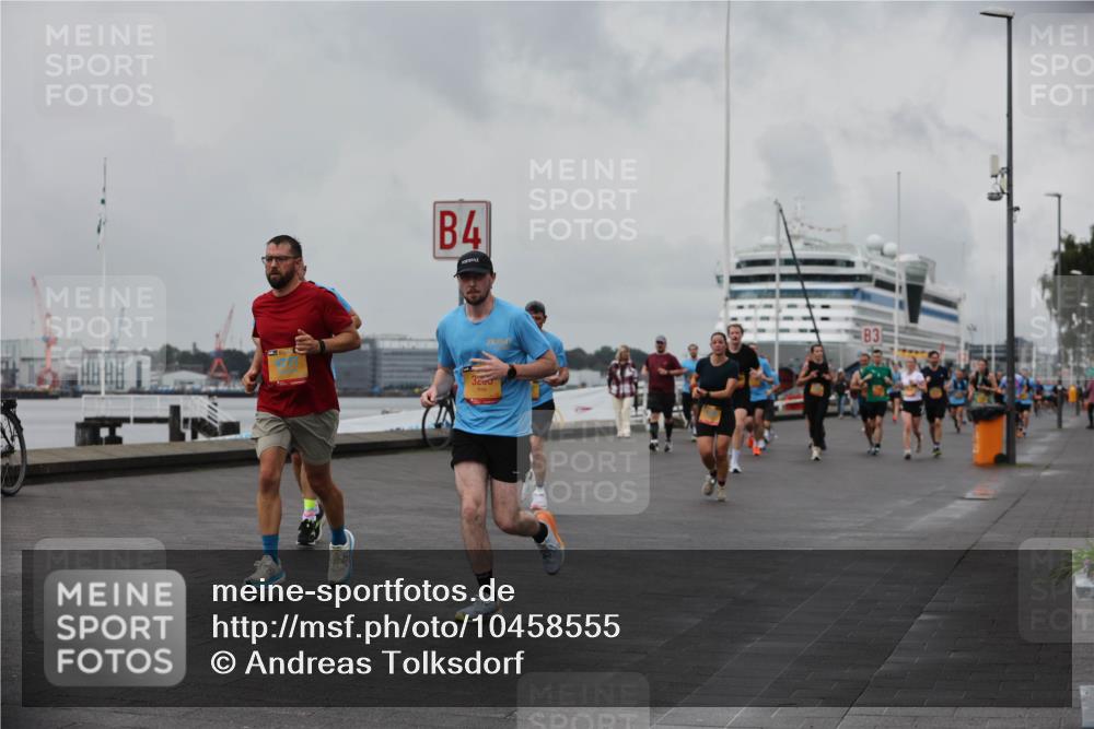 13.09.2026 - Kiel Lauf Andreas Tolksdorf http://msf.ph/oto/10458555 13.09.2026 11:59:45 Kiellinie 4, 3 meine-sportfotos.de