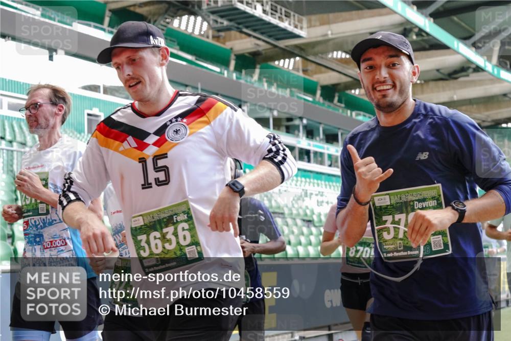 13.09.2026 - 21. swb-Marathon Bremen Michael Burmester http://msf.ph/oto/10458559 13.09.2026 13:11:49 Laufen im Stadion 118, 265, 373, 514, 581, 703, 843, 984, 1113, 1226, 1286, 1334, 1435, 1738, 1849, 1851, 1894, 1936, 1952, 1967, 2248, 2281, 2284, 2299, 2330, 2333, 2336, 2339, 2342, 2353, 2375, 2377, 2398, 2426, 2432, 2443, 2505, 2531, 2589, 2654, 2659, 2669, 2673, 2682, 2784, 2804, 2815, 2819, 2822, 2836, 2850, 2907, 2932, 2963, 2966, 2976, 3026, 3027, 3079, 3082, 3143, 3155, 3159, 3174, 3207, 3208, 3308, 3328, 3349, 3352, 3370, 3409, 3410, 3470, 3549, 551 meine-sportfotos.de