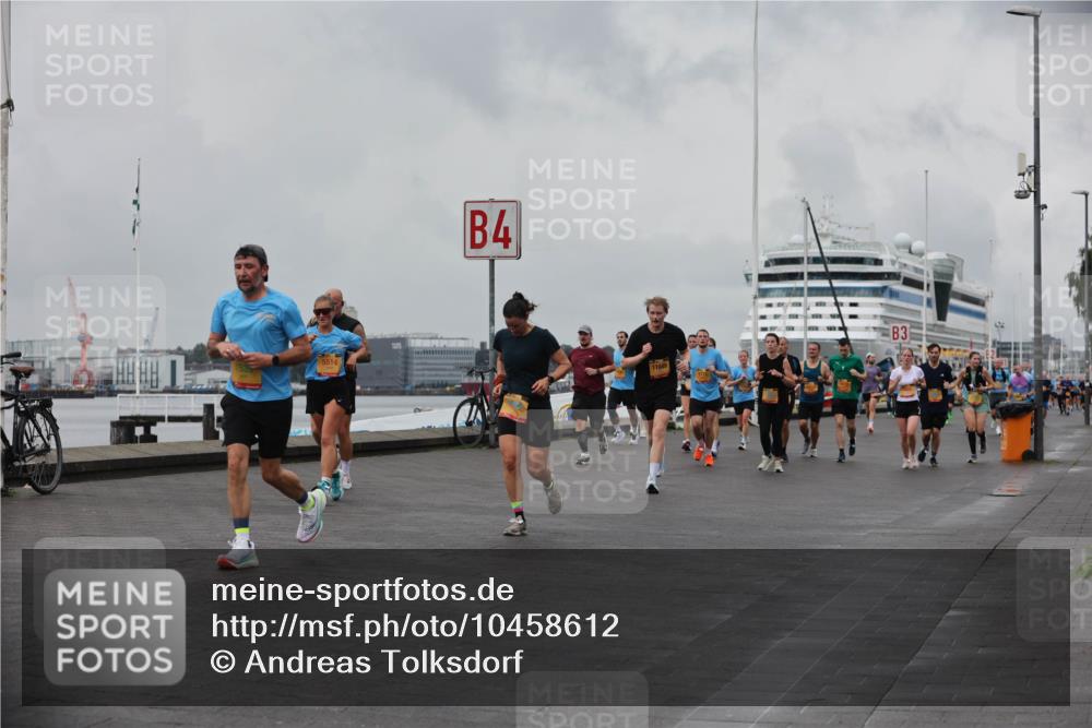 13.09.2026 - Kiel Lauf Andreas Tolksdorf http://msf.ph/oto/10458612 13.09.2026 11:59:47 Kiellinie 5514, 4, 3 meine-sportfotos.de