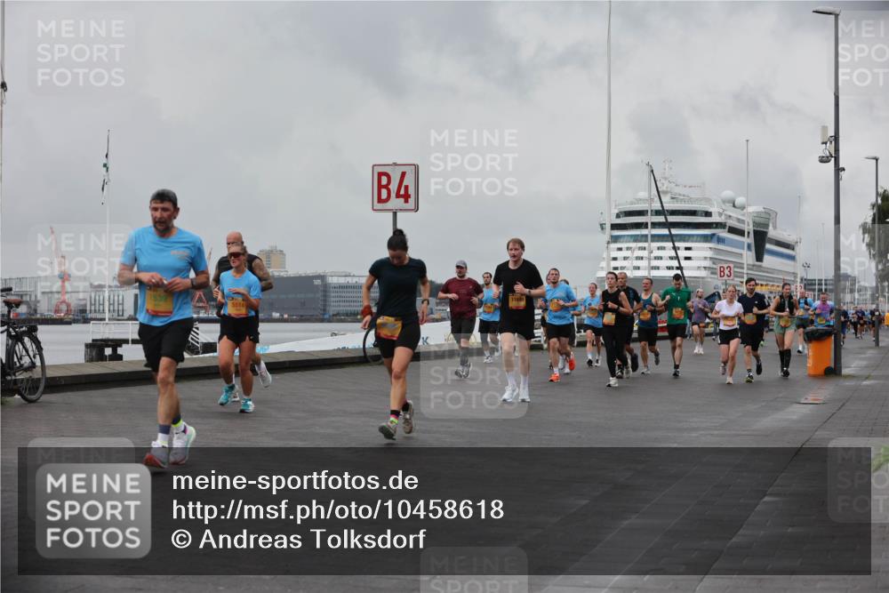 13.09.2026 - Kiel Lauf Andreas Tolksdorf http://msf.ph/oto/10458618 13.09.2026 11:59:47 Kiellinie 4 meine-sportfotos.de