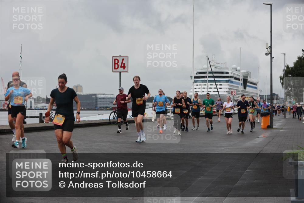 13.09.2026 - Kiel Lauf Andreas Tolksdorf http://msf.ph/oto/10458664 13.09.2026 11:59:48 Kiellinie 4 meine-sportfotos.de