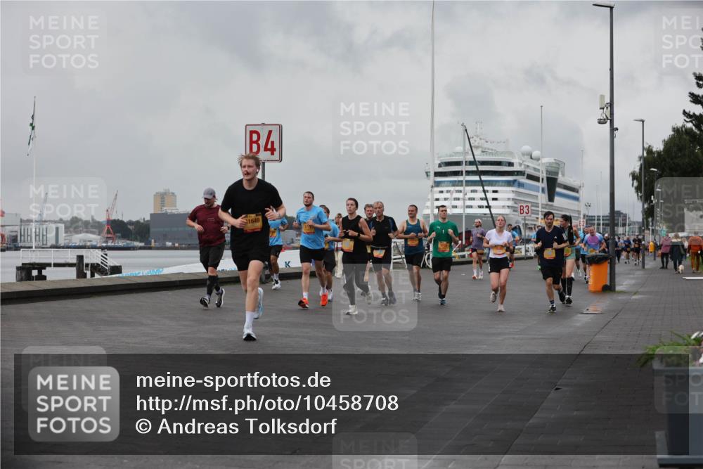 13.09.2026 - Kiel Lauf Andreas Tolksdorf http://msf.ph/oto/10458708 13.09.2026 11:59:50 Kiellinie 4, 1649, 3 meine-sportfotos.de