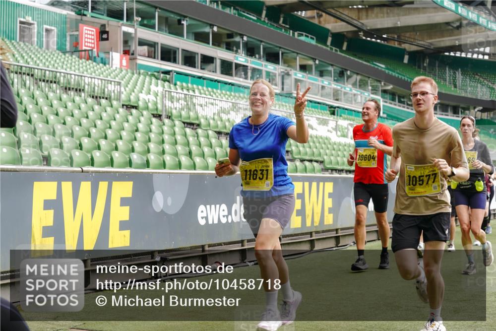 13.09.2026 - 21. swb-Marathon Bremen Michael Burmester http://msf.ph/oto/10458718 13.09.2026 10:33:51 Laufen im Stadion 10018, 10067, 10078, 10147, 10166, 10177, 10184, 10203, 10211, 10226, 10236, 10240, 10243, 10249, 10254, 10297, 10300, 10322, 10355, 10356, 10372, 10374, 10379, 10383, 10394, 10408, 10415, 10423, 10428, 10460, 10486, 10494, 10530, 10550, 10565, 10578, 10604, 10639, 10668, 10669, 10670, 10673, 10675, 10687, 10691, 10699, 10700, 10721, 10728, 10745, 10749, 10750, 10771, 10772, 10787, 10788, 10794, 10809, 10828, 10857, 10914, 11126, 11162, 11343, 11803, 11965 meine-sportfotos.de