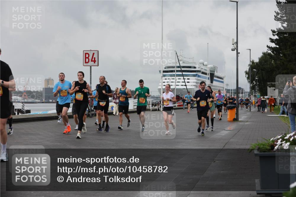 13.09.2026 - Kiel Lauf Andreas Tolksdorf http://msf.ph/oto/10458782 13.09.2026 11:59:51 Kiellinie 1771, 4 meine-sportfotos.de