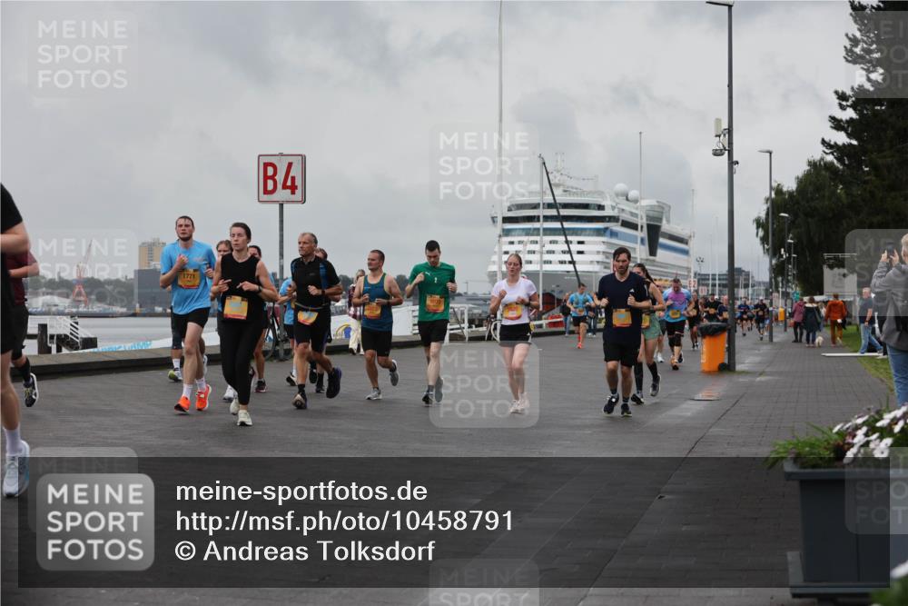 13.09.2026 - Kiel Lauf Andreas Tolksdorf http://msf.ph/oto/10458791 13.09.2026 11:59:51 Kiellinie 1771, 4 meine-sportfotos.de