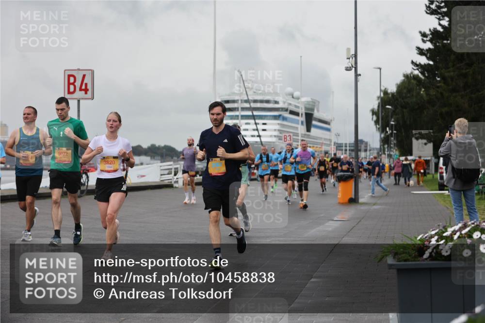 13.09.2026 - Kiel Lauf Andreas Tolksdorf http://msf.ph/oto/10458838 13.09.2026 11:59:54 Kiellinie 9072, 4, 3820, 1, 3, 3 meine-sportfotos.de