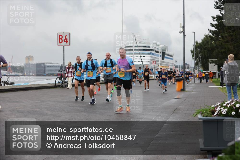 13.09.2026 - Kiel Lauf Andreas Tolksdorf http://msf.ph/oto/10458847 13.09.2026 12:00:00 Kiellinie 4, 3, 4946 meine-sportfotos.de