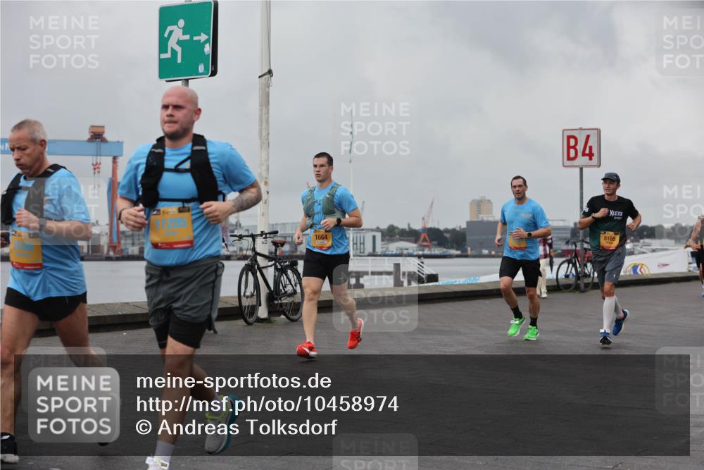13.09.2026 - Kiel Lauf Andreas Tolksdorf http://msf.ph/oto/10458974 13.09.2026 12:00:04 Kiellinie 38, 1664, 4, 8165 meine-sportfotos.de