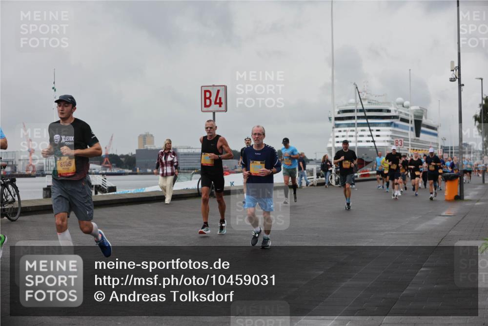 13.09.2026 - Kiel Lauf Andreas Tolksdorf http://msf.ph/oto/10459031 13.09.2026 12:00:06 Kiellinie 8165, 4, 3 meine-sportfotos.de