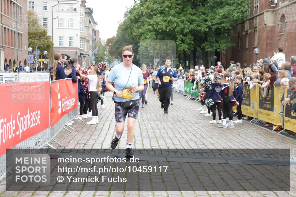 13.09.2026 - Kiel Lauf Yannick Fuchs http://msf.ph/oto/10459117 13.09.2026 09:51:20 Ziel 940, 956, 2466, 3089, 4217, 5731, 5913, 6009, 6363, 11143, 11852, 11997, 232, 249, 468, 763, 764, 1373, 1776, 1949, 2056, 2777, 3723, 5235, 5445, 6115, 6118, 6138, 6336, 6647, 6794, 6829, 6893, 6923, 7449, 7528, 8405, 9550, 9551, 10626, 11047, 11141, 11652, 12103, 12727, 12834, 714, 840, 2483, 3674, 4615, 4822, 4907, 5595, 6057, 6648, 7622, 8097, 8150, 11233, 11494, 11552, 12107, 797, 3838, 4145, 4389, 6455, 7134, 7694, 8405, 11652 meine-sportfotos.de