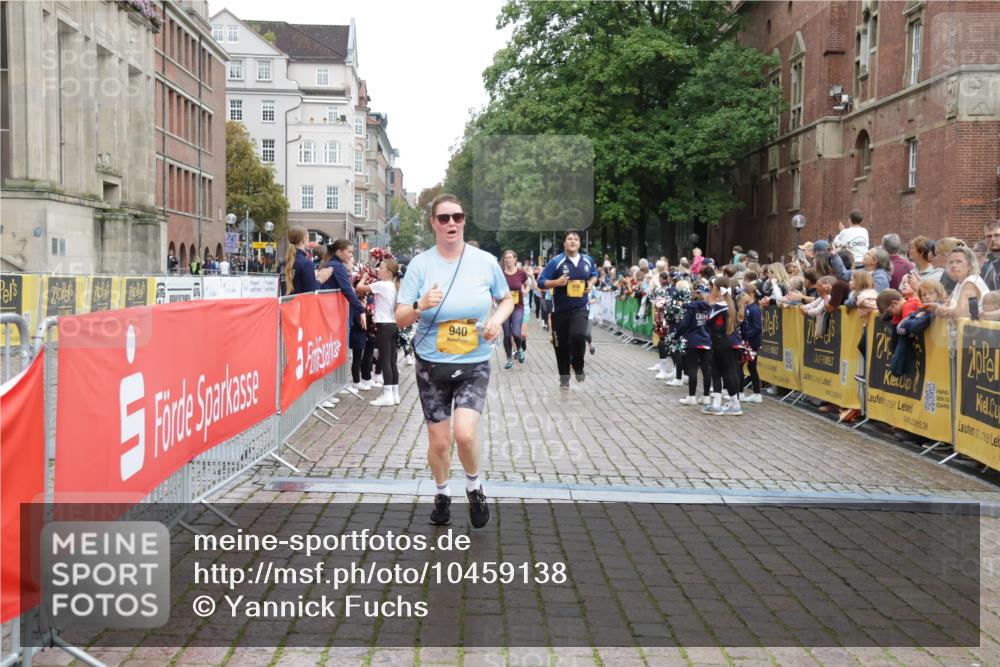 13.09.2026 - Kiel Lauf Yannick Fuchs http://msf.ph/oto/10459138 13.09.2026 09:51:20 Ziel 940, 956, 2466, 3089, 4217, 5731, 5913, 6009, 6363, 11143, 11852, 11997, 232, 249, 468, 763, 764, 1373, 1776, 1949, 2056, 2777, 3723, 5235, 5445, 6115, 6118, 6138, 6336, 6647, 6794, 6829, 6893, 6923, 7449, 7528, 8405, 9550, 9551, 10626, 11047, 11141, 11652, 12103, 12727, 12834, 714, 840, 2483, 3674, 4615, 4822, 4907, 5595, 6057, 6648, 7622, 8097, 8150, 11233, 11494, 11552, 12107, 797, 3838, 4145, 4389, 6455, 7134, 7694, 8405, 11652 meine-sportfotos.de