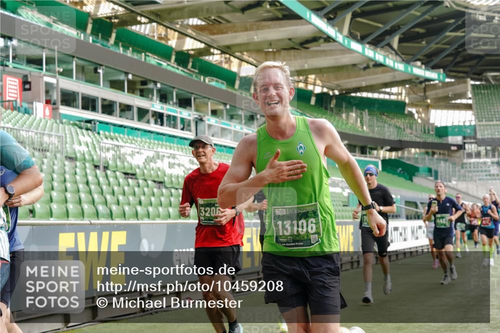 13.09.2026 - 21. swb-Marathon Bremen Michael Burmester http://msf.ph/oto/10459208 13.09.2026 12:54:34 Laufen im Stadion 145, 161, 189, 201, 205, 313, 376, 385, 388, 461, 472, 481, 495, 541, 560, 615, 616, 666, 675, 696, 740, 755, 816, 827, 982, 985, 987, 1053, 1056, 1076, 1197, 1207, 1390, 1419, 1433, 1445, 1468, 1551, 1599, 1631, 1658, 1664, 1704, 1707, 1814, 2055, 2125, 2234, 2251, 2280, 2362, 2383, 2390, 2401, 2422, 2454, 2474, 2499, 2623, 2701, 2733, 2801, 2820, 2824, 2870, 2882, 2913, 2922, 2962, 2971, 2997, 3012, 3054, 3134, 3175, 3206, 3241, 3246, 3346, 3356, 3357, 3413, 3706, 3716, 3836 meine-sportfotos.de