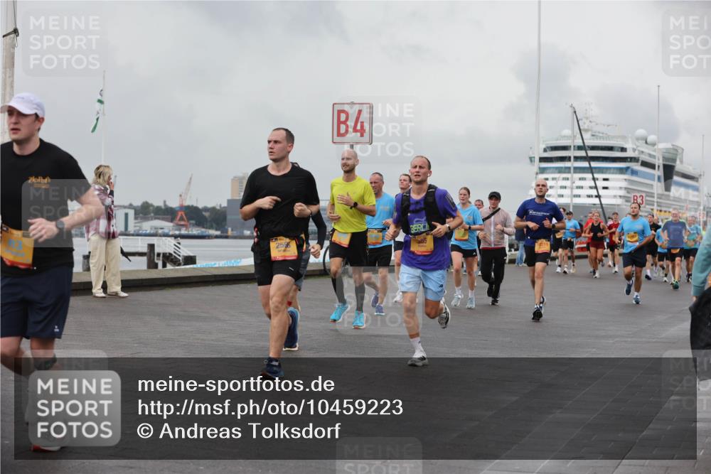 13.09.2026 - Kiel Lauf Andreas Tolksdorf http://msf.ph/oto/10459223 13.09.2026 12:00:17 Kiellinie 4, 2596, 10219 meine-sportfotos.de